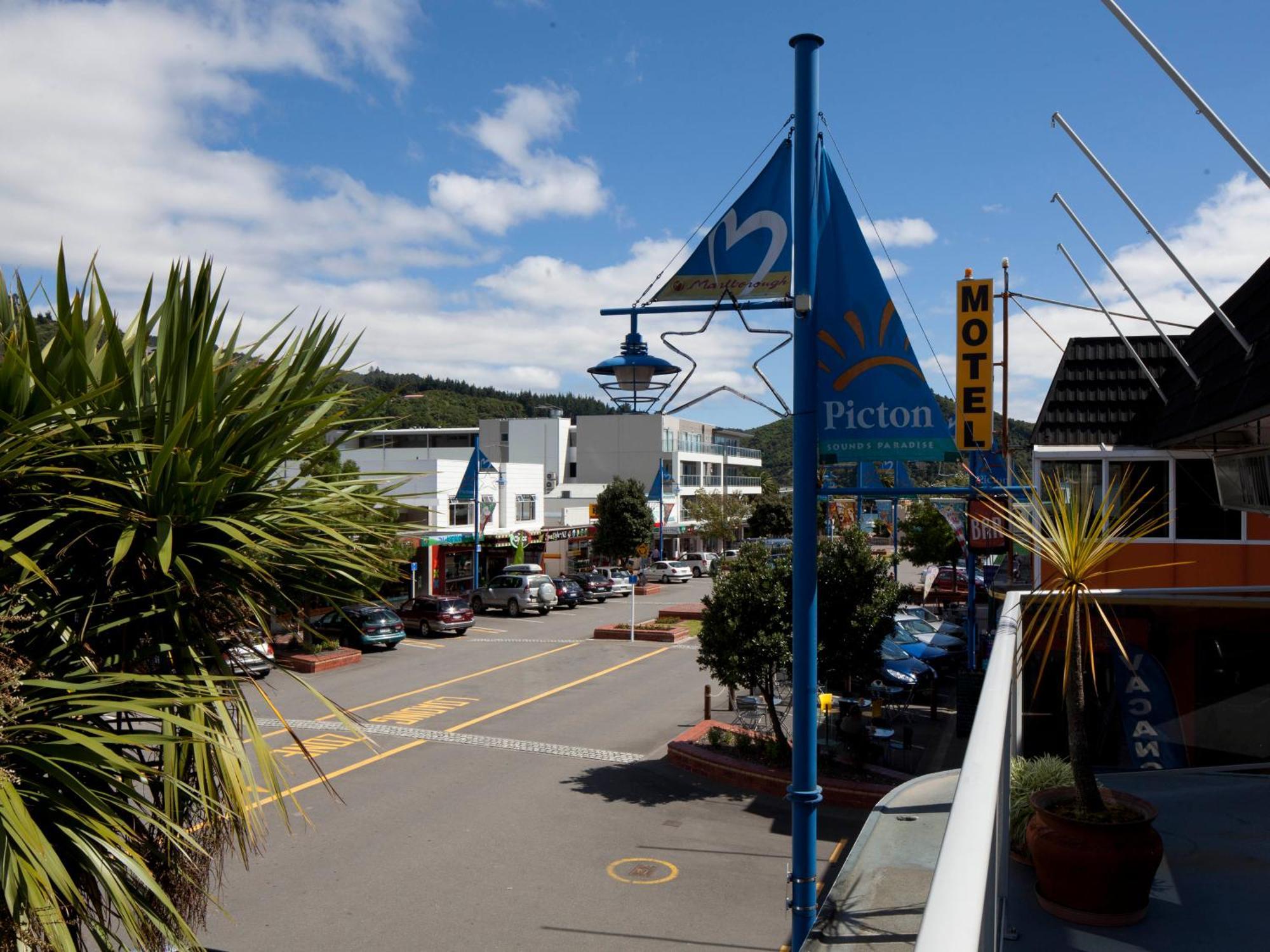 Picton Accommodation Gateway Motel Екстериор снимка