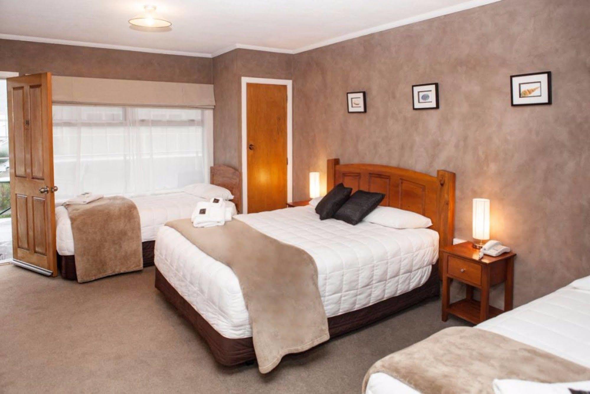 Picton Accommodation Gateway Motel Екстериор снимка