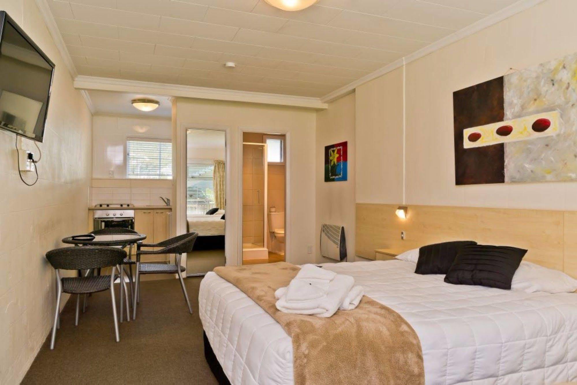 Picton Accommodation Gateway Motel Екстериор снимка
