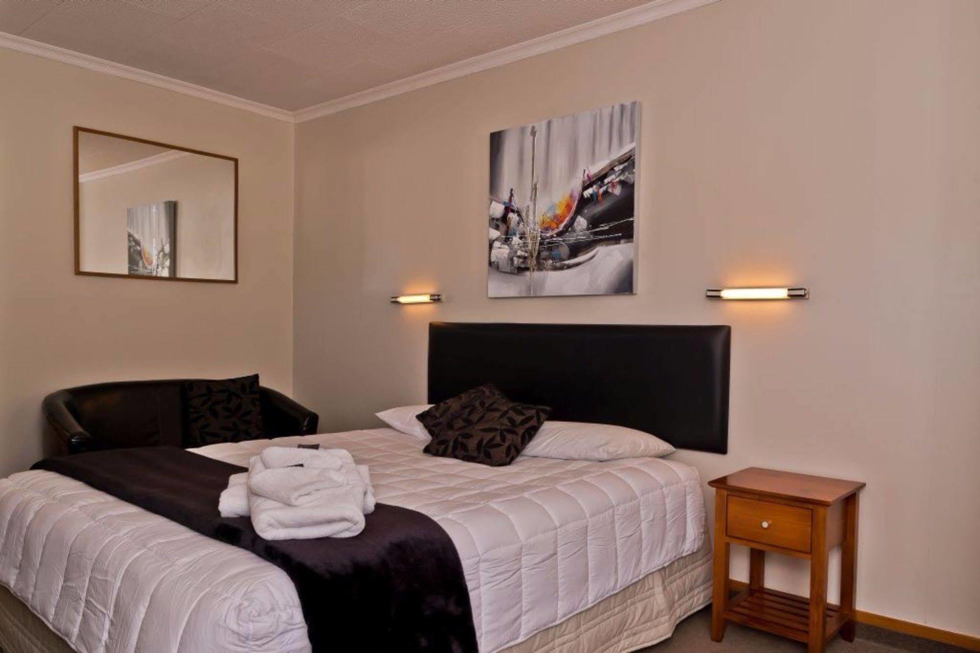 Picton Accommodation Gateway Motel Екстериор снимка